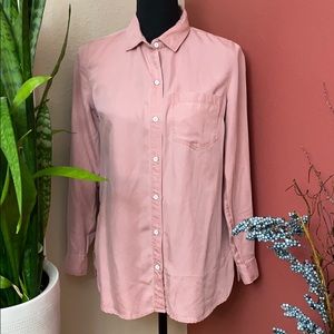 🌷BOGO🌷 NWOT - Old Navy Blouse